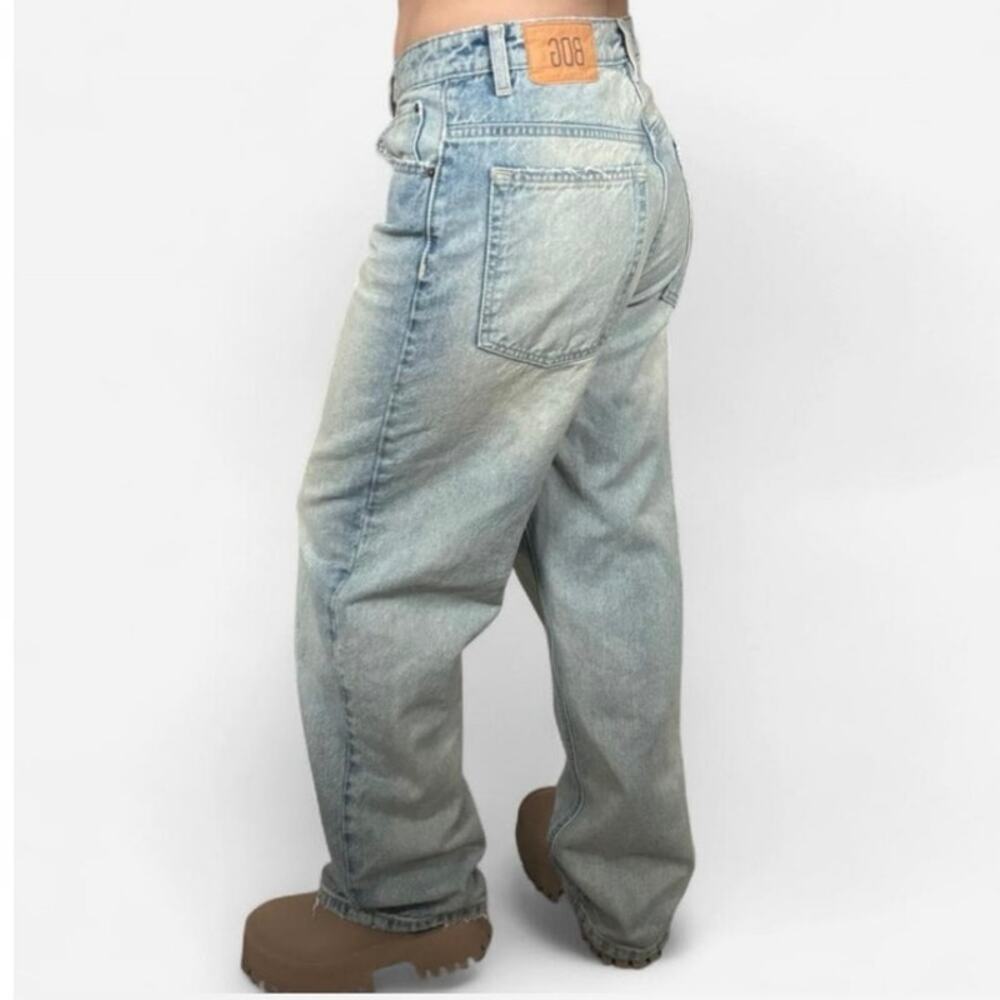 BDG Baggy Drop Crotch Light Wash Distressed Jeans - 6 / 28